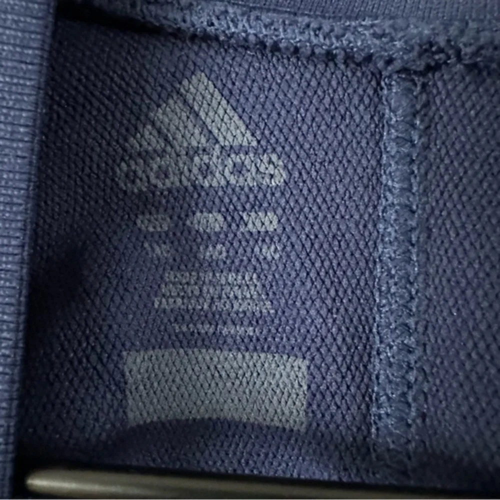 adidas chest flat